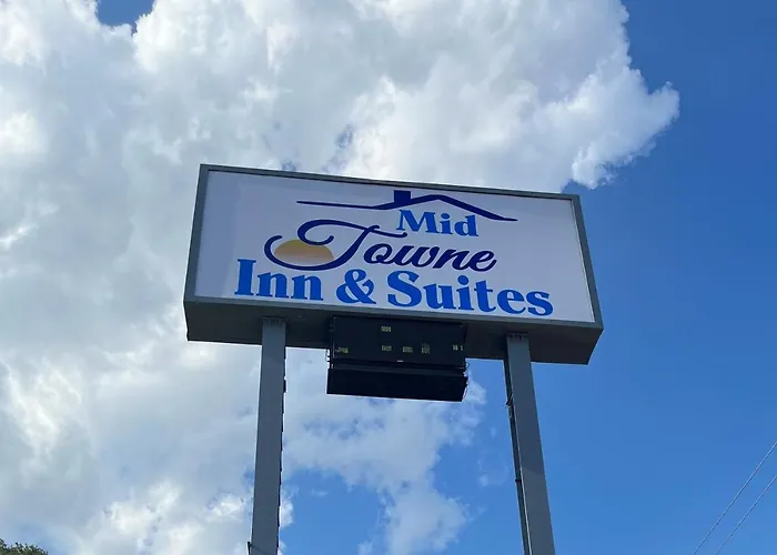 Mid Towne Inn & Suites